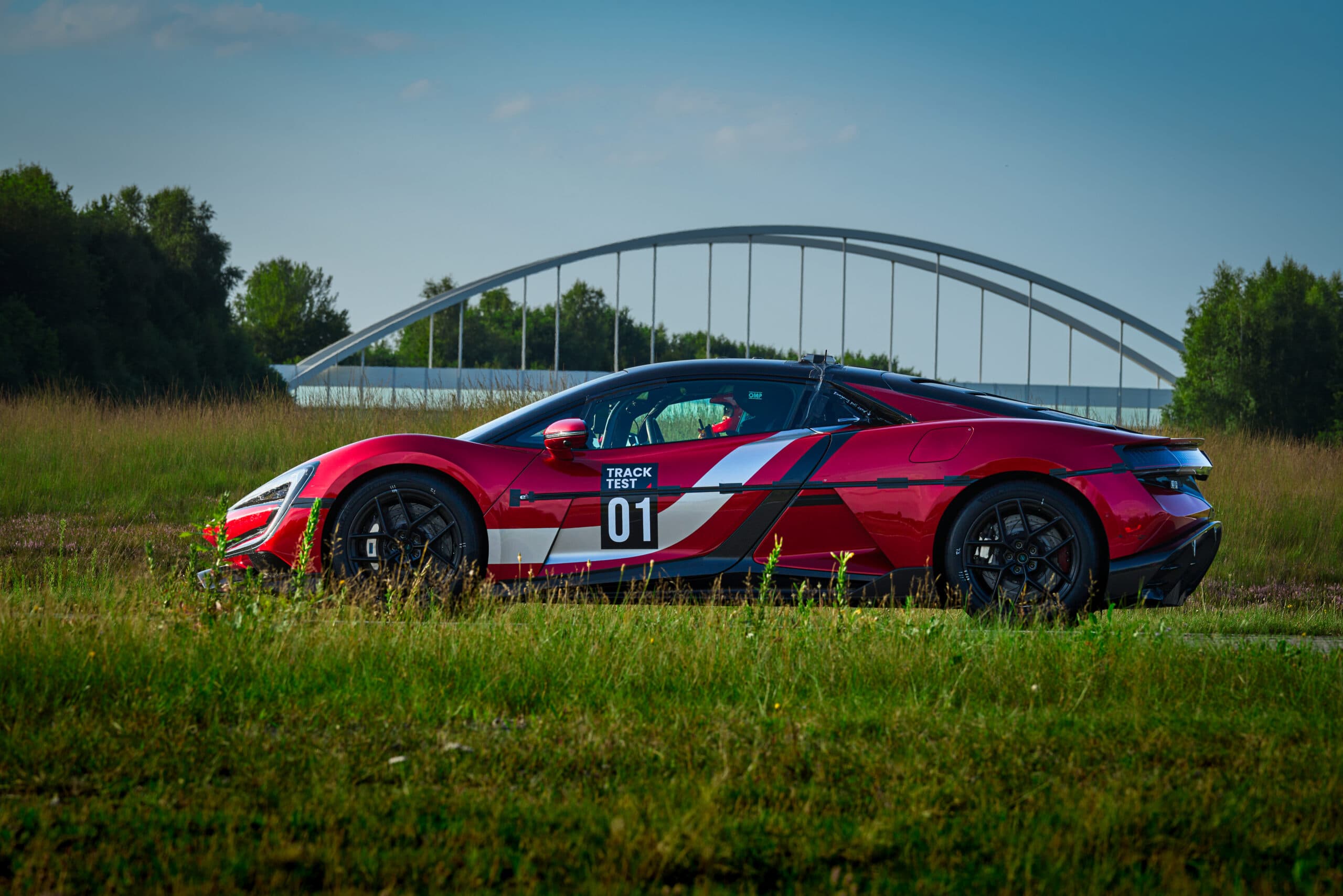 Chinese Electric Speed Demon BYDs Mighty 2960 Horsepower Car Surpasses 293MPH Barrier